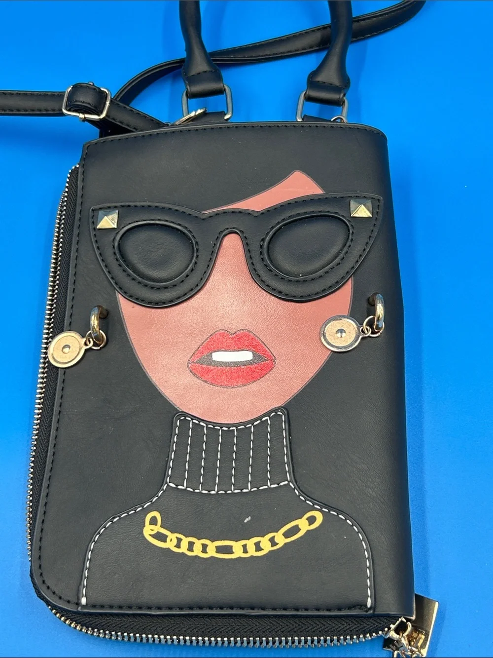 Retro Glam Fashionista Cosmetic Bag w/ Sunglasses & Gold Earrings Novelty Pouch